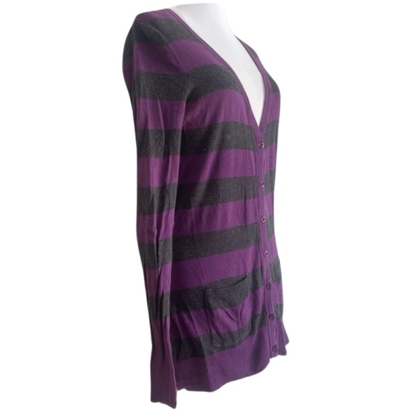 NOLLIE || Purple Gray Stripe Boyfriend Cardigan || size Large - Picture 2 of 6